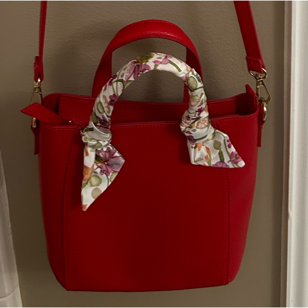 Red and floral crossbody